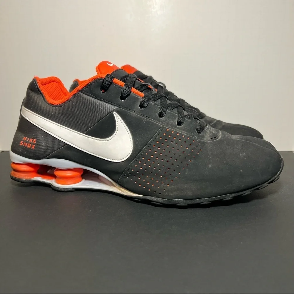 Mens NIKE Shox Deliver Rare Black & Orange Sneakers / Size 11